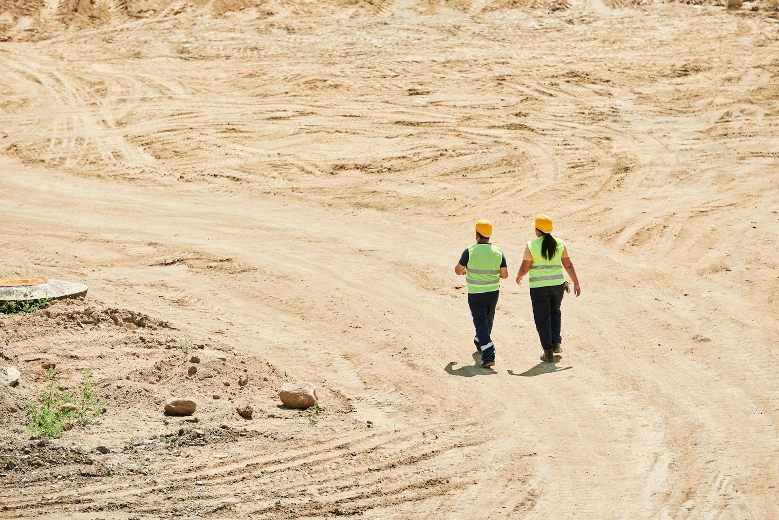 Etapa de terreno e preparação da obra